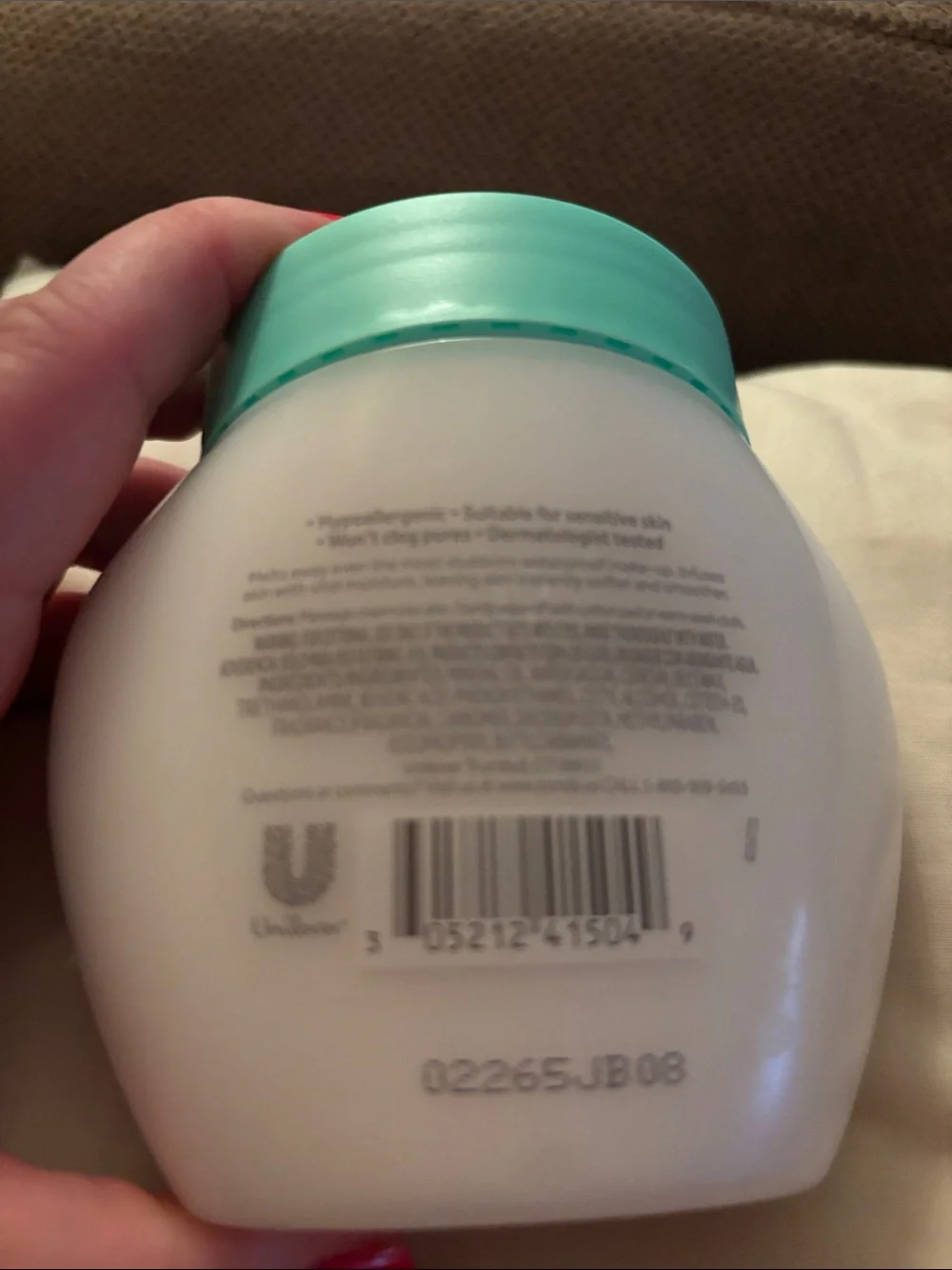 Pond's Cold Cream Moisturizer - White with Teal Lid